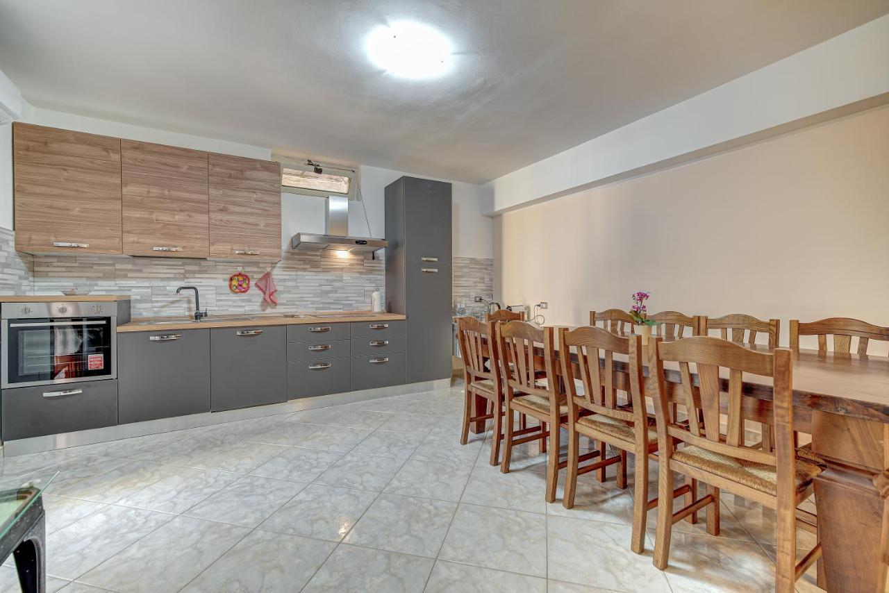 Appartamento Mileva House Чивитавеккья Экстерьер фото