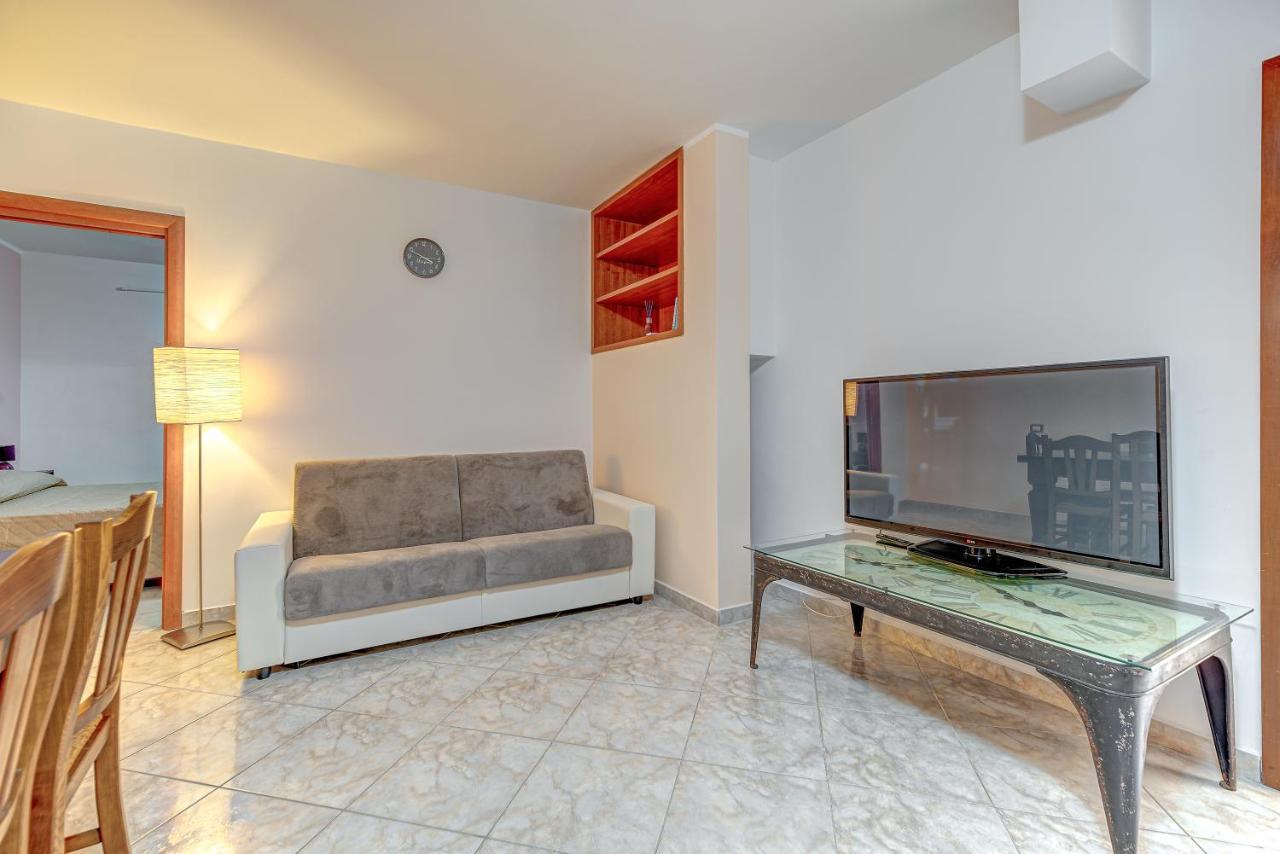 Appartamento Mileva House Чивитавеккья Экстерьер фото